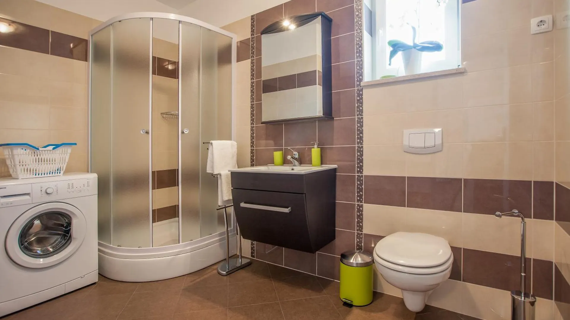 Luxury And Modern Villa With Pool Near Beach By Traveler Tourist Agency Krk - Id 2138 Vrh   Vrh (Krk)